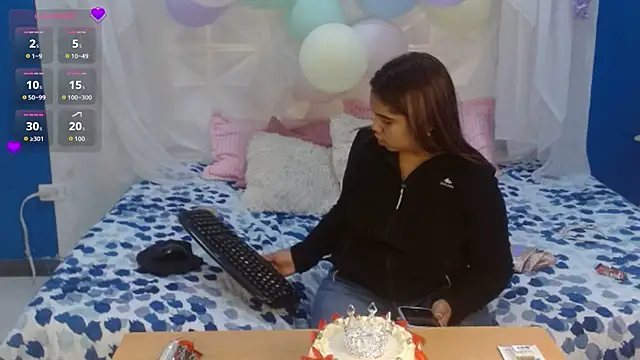 esmeralda cuisman online show from 03/01/26, 11:54