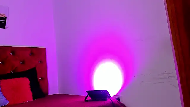 Liamsubtle01 online show from 03/31/26, 11:01