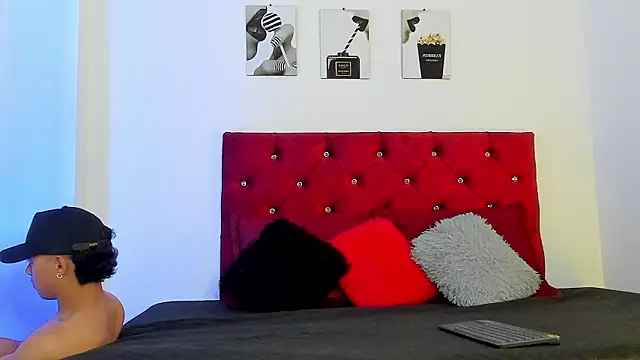 Liamsubtle01 online show from 03/06/26, 11:16