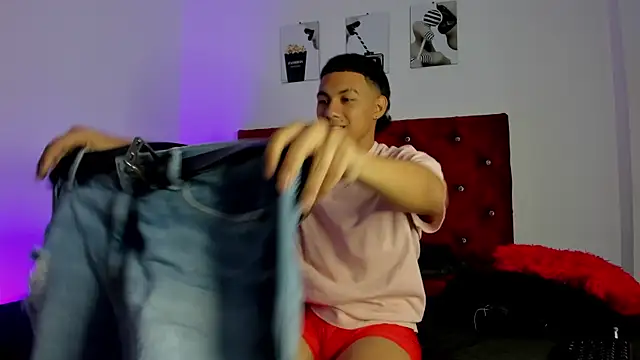 Liamsubtle01 online show from 01/12/26, 06:26