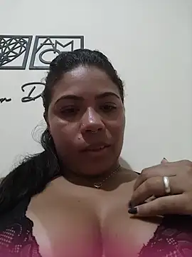 Snapshot of Indiafogosa23 chatting on 05/26/26, 06:28 Indiafogosa23 online show from 05/26/26, 06:28