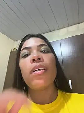 Snapshot of Indiafogosa23 chatting on 06/16/26, 04:18 Indiafogosa23 online show from 06/16/26, 04:18