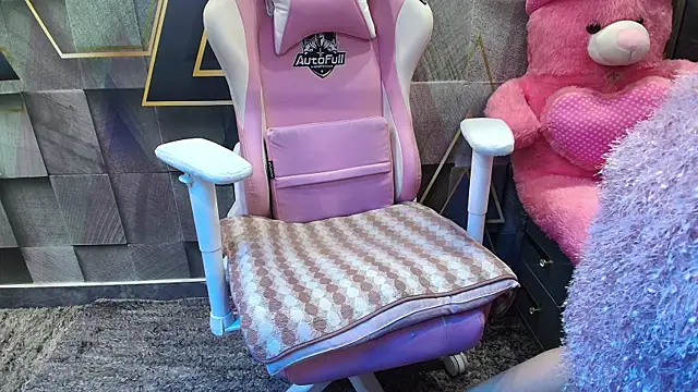 NymphoIsLive online show from 04/04/26, 10:00