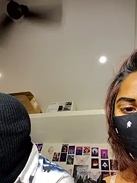 Hot couples 23 online show from 01/14/26, 08:12