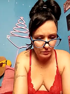 Lunnaluxcam online show from 02/25/26, 04:12