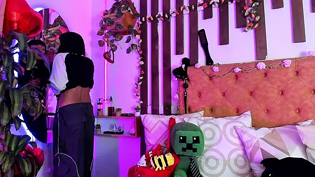 MeowMota  online show from 02/20/26, 06:21