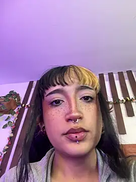 MeowMota  online show from 04/10/26, 06:04