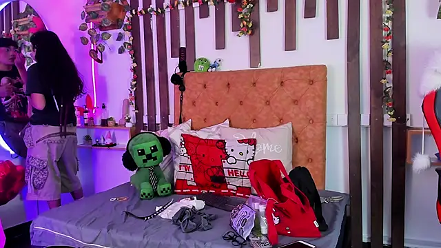 MeowMota  online show from 03/21/26, 06:12