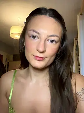 MiaLovesxx online show from 01/09/26, 11:06