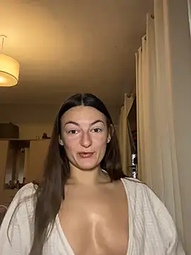 MiaLovesxx online show from 01/13/26, 11:25