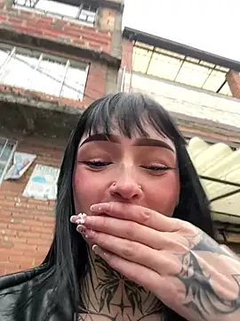 Snapshot of dulce-katt chatting on 02/24/26, 10:32 dulce-katt online show from 02/24/26, 10:32