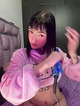 Snapshot of dulce-katt chatting on 02/23/26, 11:27 dulce-katt online show from 02/23/26, 11:27