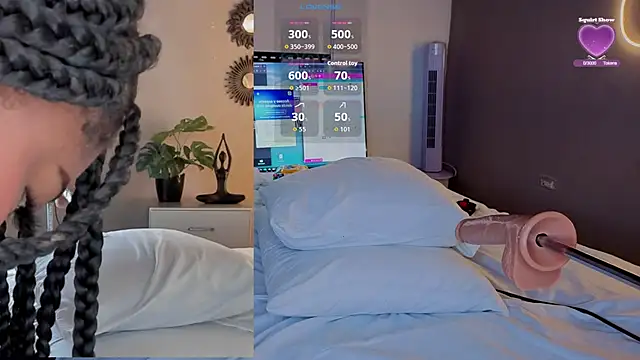 Snapshot of _liiss chatting on 02/09/26, 12:03 liiss online show from 02/09/26, 12:03