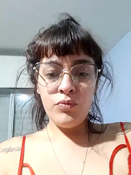 Snapshot of lightblueladyy1 chatting on 02/14/26, 04:18 lightblueladyy1 online show from 02/14/26, 04:18