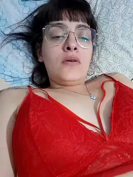 Snapshot of lightblueladyy1 chatting on 02/15/26, 07:02 lightblueladyy1 online show from 02/15/26, 07:02