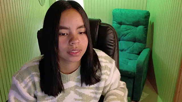 SofiaMante  online show from 03/25/26, 09:24