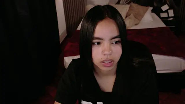 SofiaMante  online show from 03/27/26, 09:05