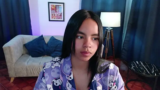 SofiaMante  online show from 04/12/26, 11:19