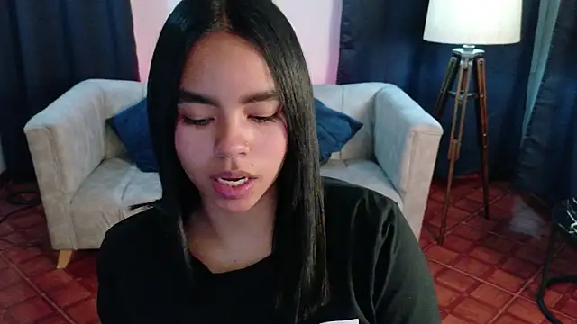 SofiaMante  online show from 04/11/26, 08:12