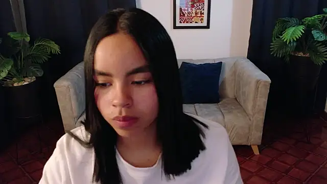 SofiaMante  online show from 03/05/26, 10:16