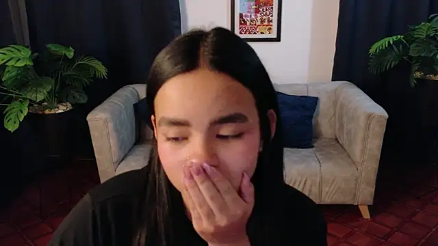 SofiaMante  online show from 03/06/26, 10:38