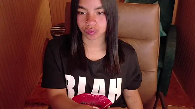 SofiaMante  online show from 02/25/26, 10:09