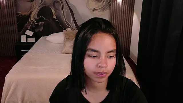 SofiaMante  online show from 05/30/26, 12:50
