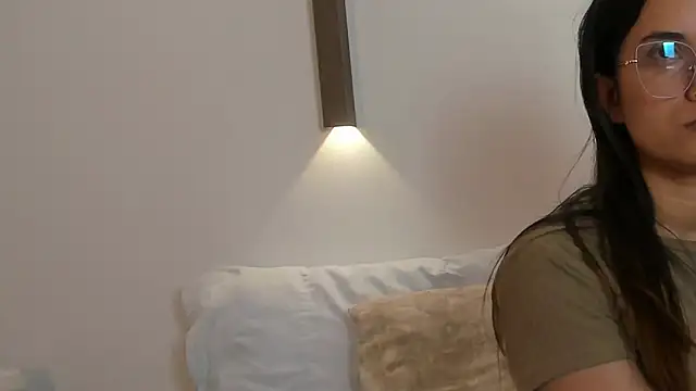 Snapshot of scarlett_rosse_x chatting on 02/03/26, 07:02 scarlett rosse x online show from 02/03/26, 07:02