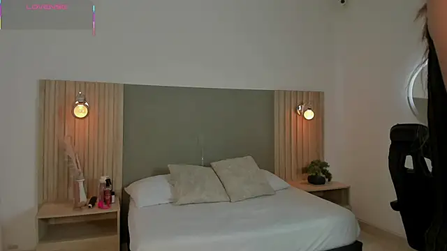 Snapshot of scarlett_rosse_x chatting on 02/07/26, 02:08 scarlett rosse x online show from 02/07/26, 02:08