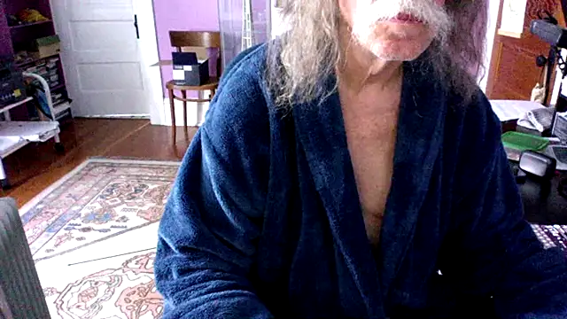 LickYourYoni online show from 04/16/26, 03:35