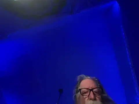 Snapshot of LickYourYoni chatting on 02/11/26, 02:17 LickYourYoni online show from 02/11/26, 02:17