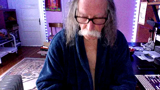 LickYourYoni online show from 04/13/26, 02:54