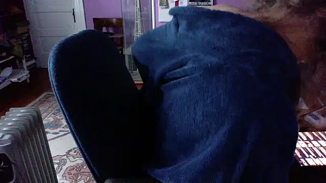 LickYourYoni online show from 05/09/26, 01:36