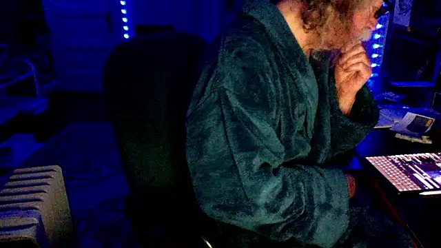 LickYourYoni online show from 04/07/26, 01:13