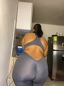 NataliaMillers online show from 06/18/26, 03:05