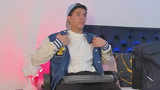 Marcus Moreno online show from 02/25/26, 12:00