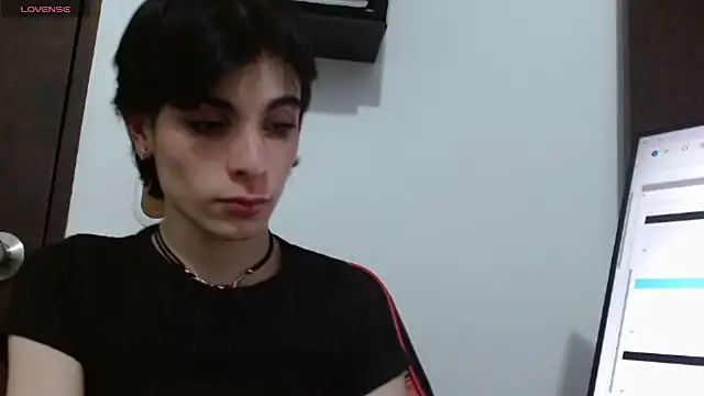 Snapshot of lilithot23 chatting on 01/13/26, 09:19 lilithot23 online show from 01/13/26, 09:19