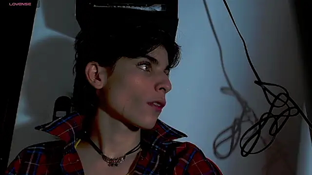 Snapshot of lilithot23 chatting on 01/15/26, 06:44 lilithot23 online show from 01/15/26, 06:44