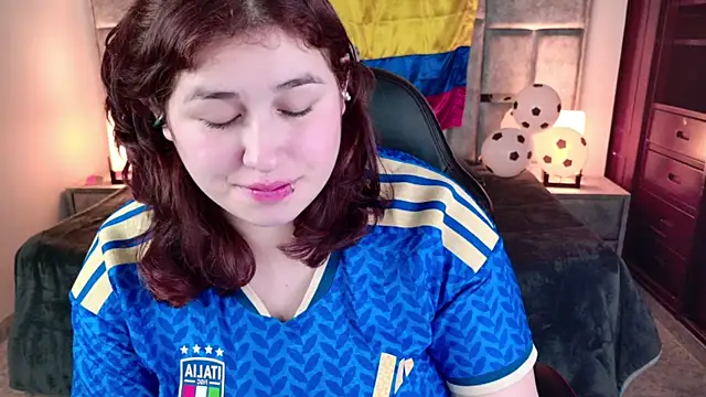 azul veraa online show from 06/26/26, 03:51