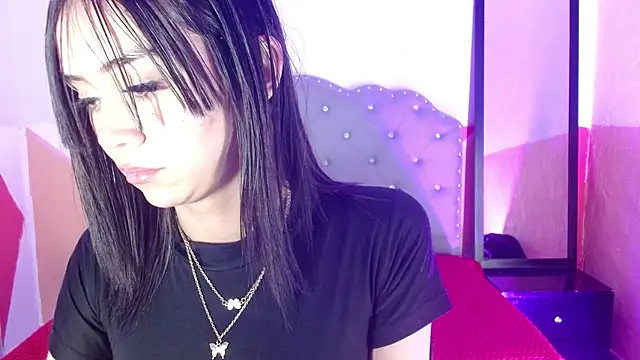 Snapshot of sofiaspring chatting on 06/27/26, 05:19 sofiaspring online show from 06/27/26, 05:19