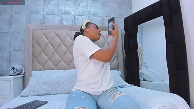 LilyPrice online show from 01/09/26, 09:00