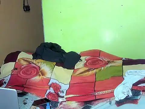 Snapshot of aunstin_mohamme chatting on 03/27/26, 10:33 aunstin mohamme online show from 03/27/26, 10:33