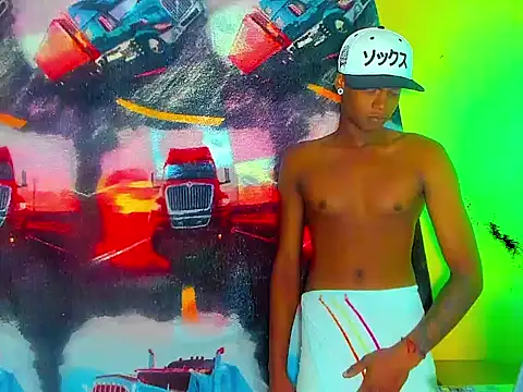 Snapshot of aunstin_mohamme chatting on 04/11/26, 06:00 aunstin mohamme online show from 04/11/26, 06:00