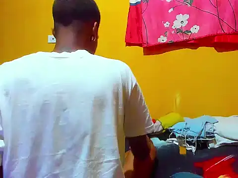 Snapshot of aunstin_mohamme chatting on 03/19/26, 06:24 aunstin mohamme online show from 03/19/26, 06:24