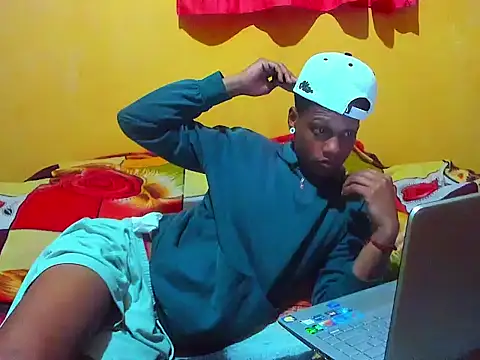 Snapshot of aunstin_mohamme chatting on 03/23/26, 08:03 aunstin mohamme online show from 03/23/26, 08:03