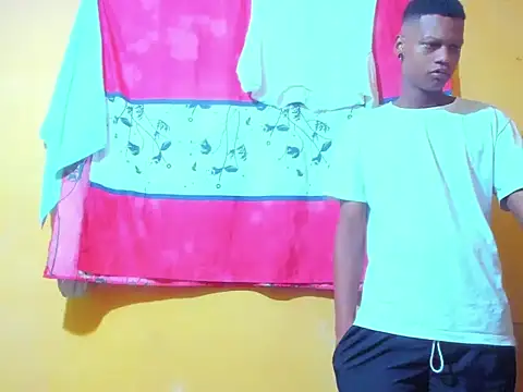 aunstin mohamme online show from 02/15/26, 04:13