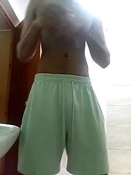 Snapshot of aunstin_mohamme chatting on 04/12/26, 09:51 aunstin mohamme online show from 04/12/26, 09:51