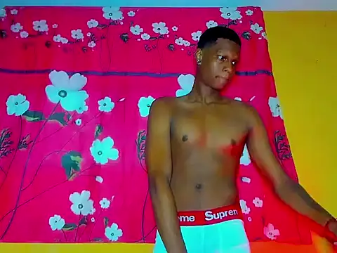 Snapshot of aunstin_mohamme chatting on 03/30/26, 10:33 aunstin mohamme online show from 03/30/26, 10:33