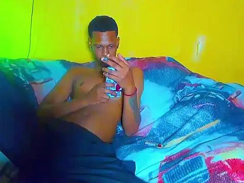 Snapshot of aunstin_mohamme chatting on 04/09/26, 06:52 aunstin mohamme online show from 04/09/26, 06:52