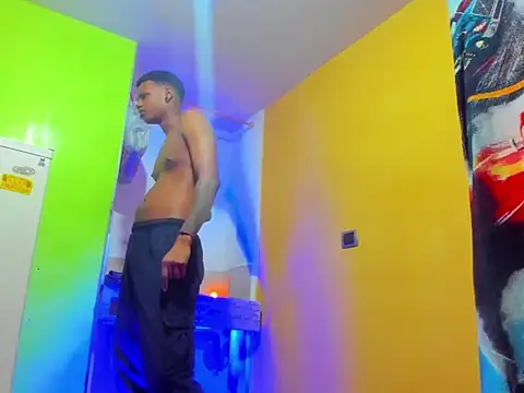 aunstin mohamme online show from 02/06/26, 07:43